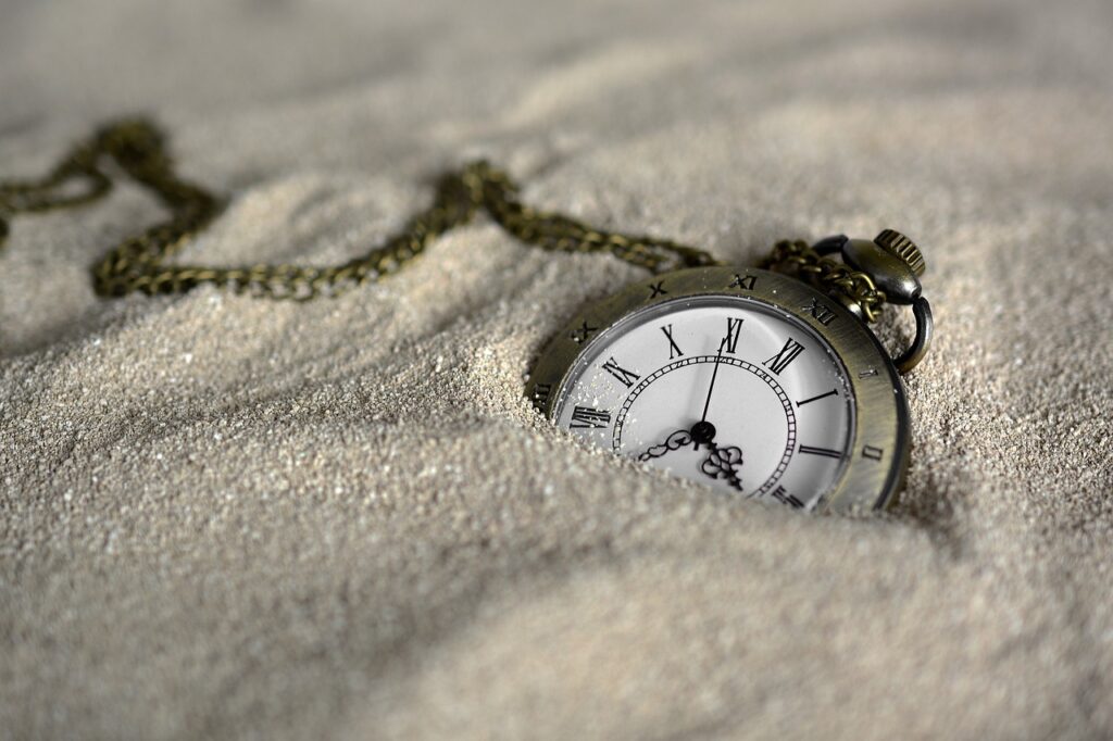 Taschenuhr Sand Symbol Liegt die Taschenuhr wieder im Trend